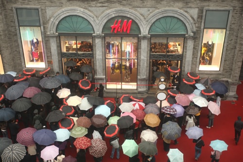 H&amp;M plays catch-up